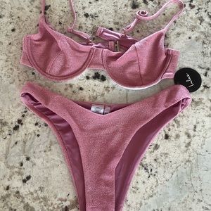 Lulus bikini